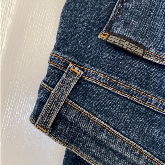 HUSON Blue Skinny Jean - Picture 6 of 7